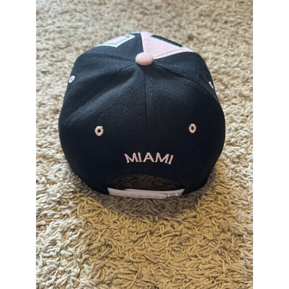 Golden Lion Miami Ace Cap Snap Back Baseball Cap Pink Black Unisex Sports - Picture 3 of 7